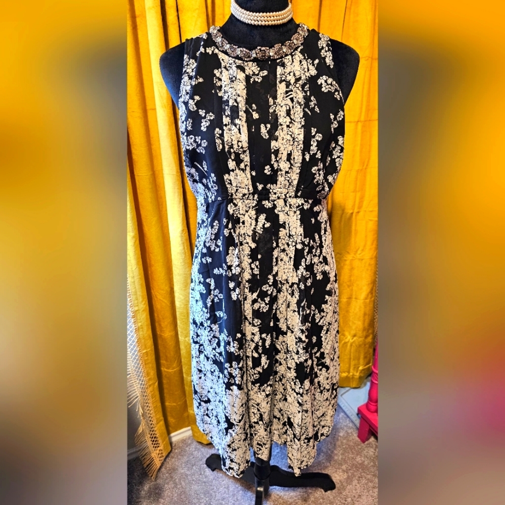 A Pea In The Pod maternity dress M